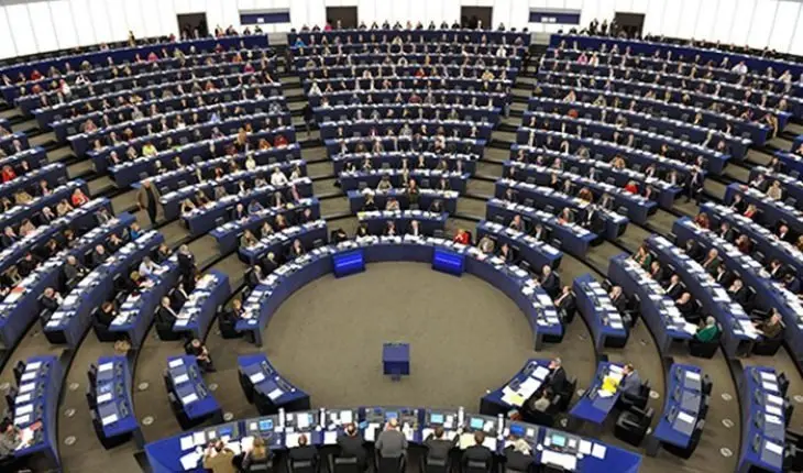 Parlamento europeo. / Mundiario