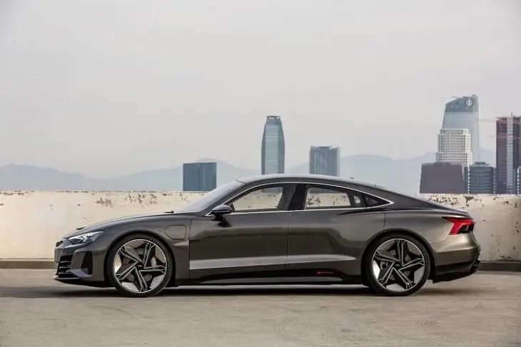 Audi e-tron GT_opt