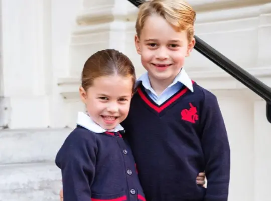 George y Charlotte de Cambridge. Instagram.
