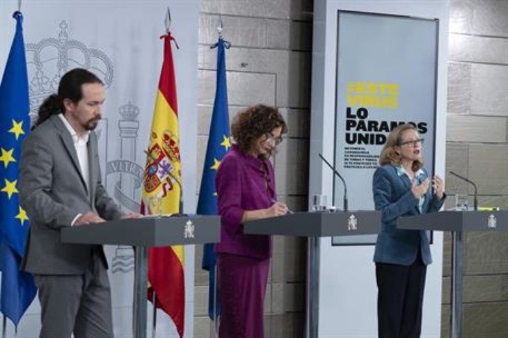 Pablo Iglesias, Nadia Calvi&ntilde;o y Mar&iacute;a Jes&uacute;s Montero. / Lamoncloa.gob.es