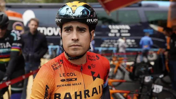 Mikel Landa con el maillot de Bahrain. / RRSS