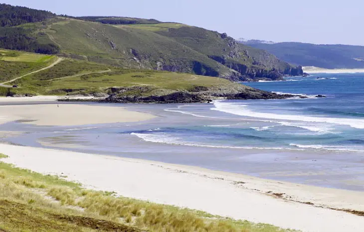 Playa Nemiña, en Muxía (A Coruña). / Turismo de Galicia