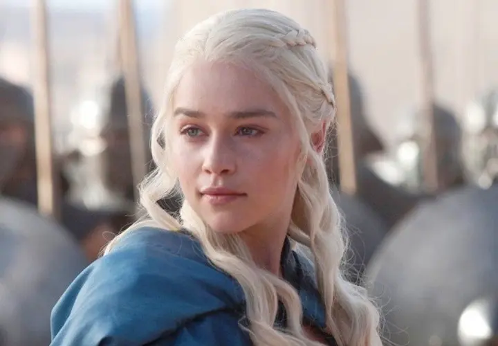 Emilia Clarke en Juego de Tronos. HBO.
