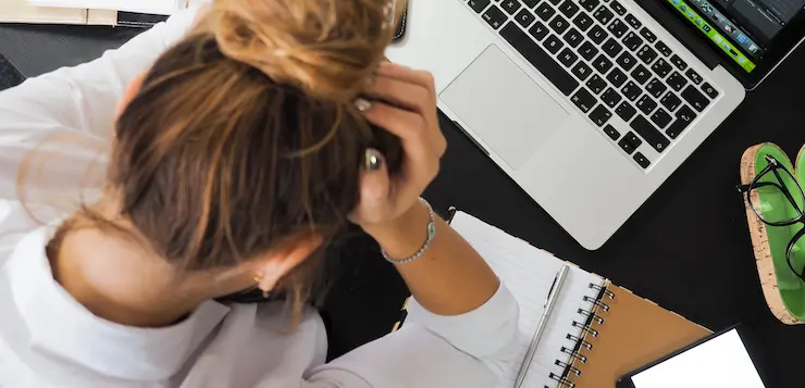 Tramites por Internet. / energipic. / Pexels