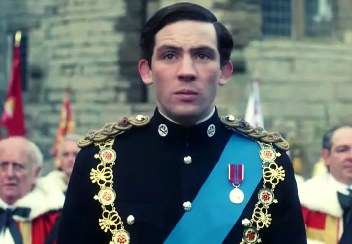 Pr&iacute;ncipe Carlos en The Crown. Netflix.