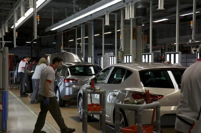 La l&iacute;nea de ensamblaje de la planta de Seat en Barcelona. / elmundo.es