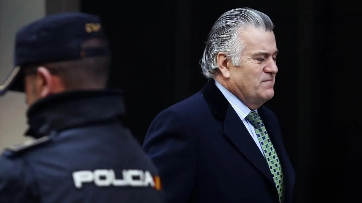 El extesorero del PP Luis B&aacute;rcenas en las afueras de la Audiencia Nacional. / El Pa&iacute;s