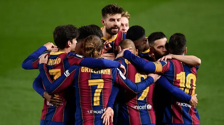 El Bar&ccedil;a obligado a vender jugadores / Archivo Mundiario
