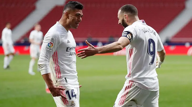 Casemiro y Benzem&aacute; mantienen vivo al Real Madrid. / Realmadrid com