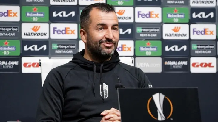 Diego Mart&iacute;nez, entrenador del Granada CF. / RR.SS.