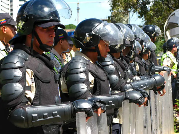 Guardia Nacional de Venezuela / enmary Pixabay