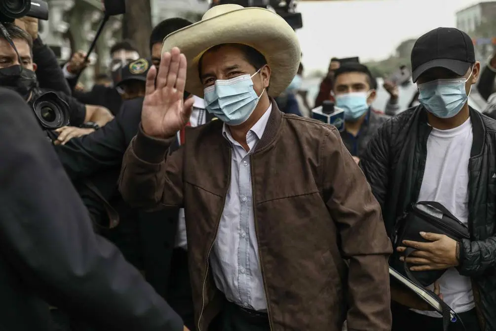 Pedro Castillo asumir&aacute; como presidente de Per&uacute;.