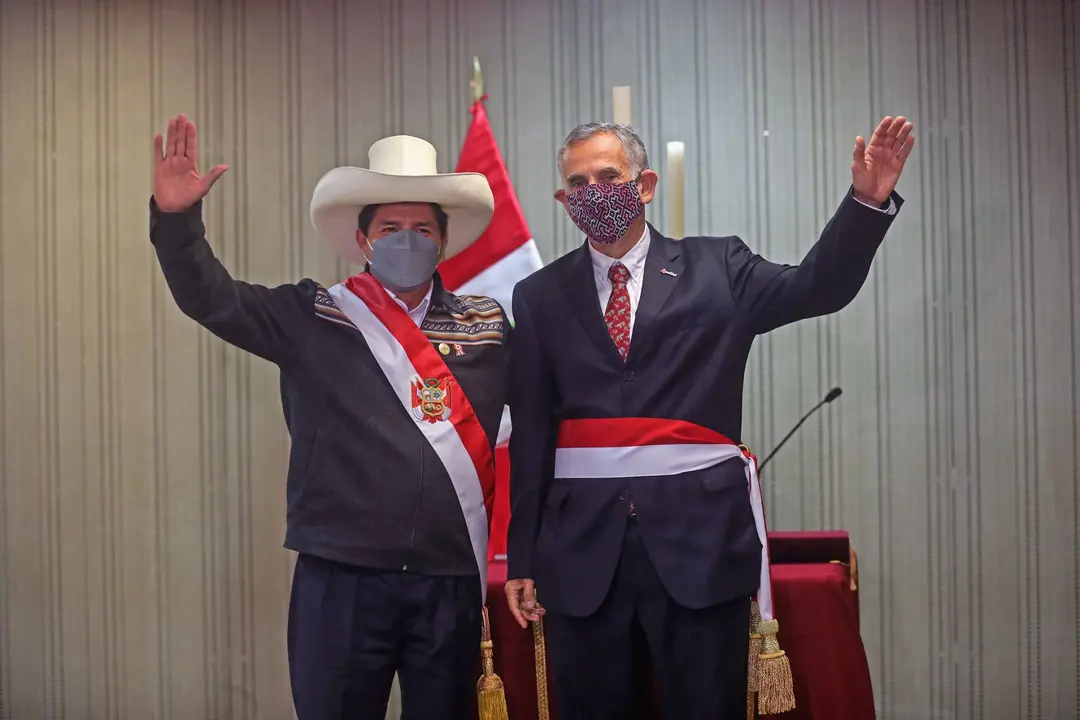 El presidente Pedro Castillo y el ministro de Econom&iacute;a, Pedro Francke. / Presidencia.