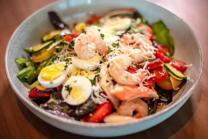 Ensalada fresca de mariscos. Juan Carlos Amaya.