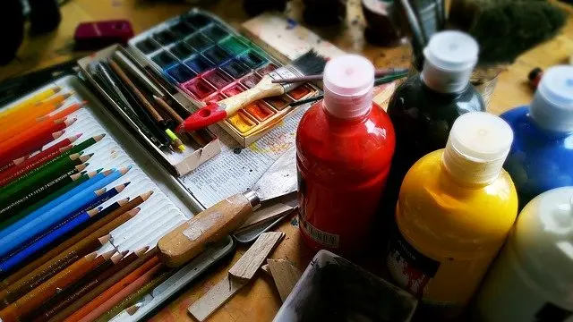Material de pintura./ Bodobe en Pixabay.