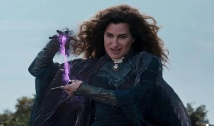 La actriz Kathryn Hahn como Agatha Harkness en WandaVision. / RRSS.