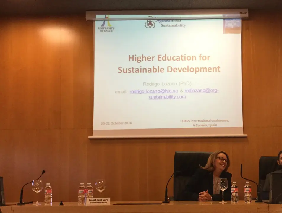 La catedr&aacute;tica Mar&iacute;a Isabel Novo Corti , impulsora de EDaSS, en una Conferencia Internacional en la UDC.