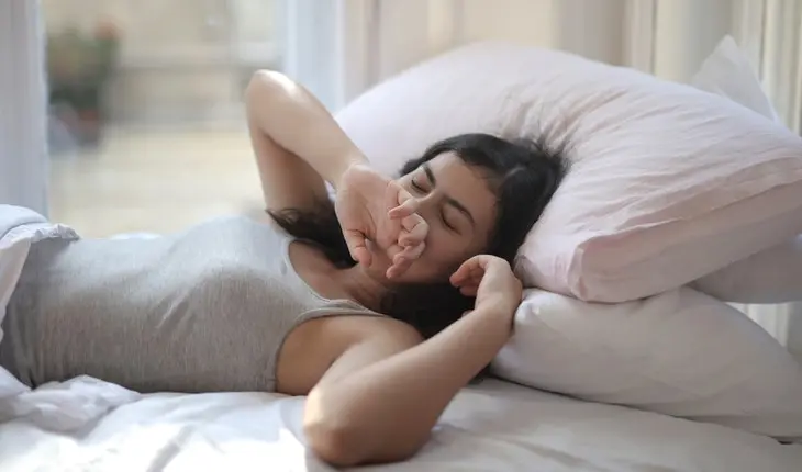 Una persona con sue&ntilde;o. / Pexels.com.
