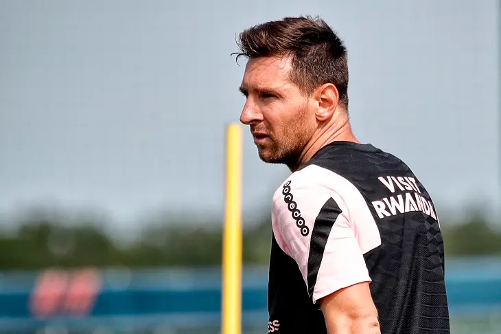 Messi en su primer entrenamiento con el PSG. / RR SS