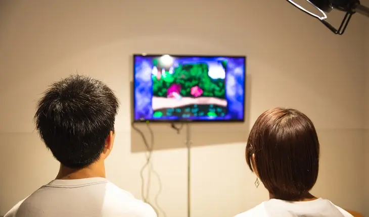 Ni&ntilde;os jugando videojuegos. / Pexels.com.
