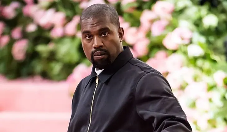 Kanye West, rapero. / @Los40Sonora en Twitter.