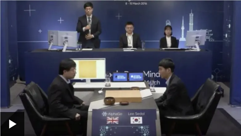 Lee&nbsp;Sedol, a la derecha. / BBC