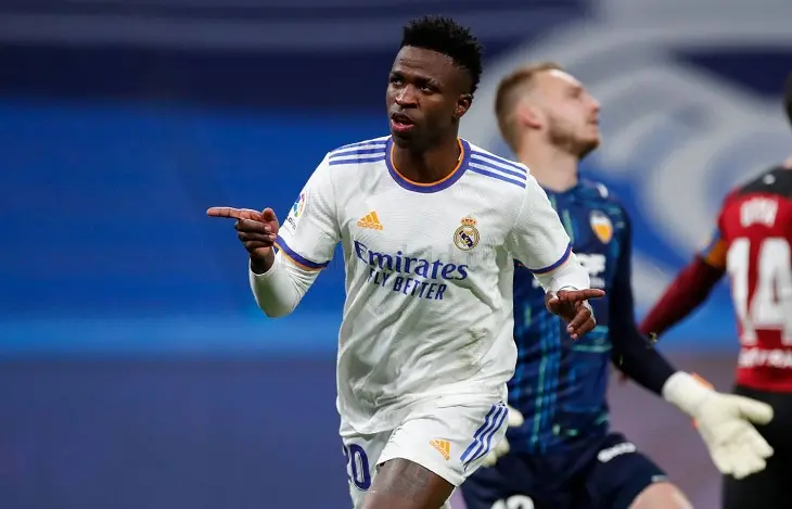 Vinicius regres&oacute; a lo grande, se luce con doblete frente al Valencia. / Helios de la Rubia - realmadrid.com