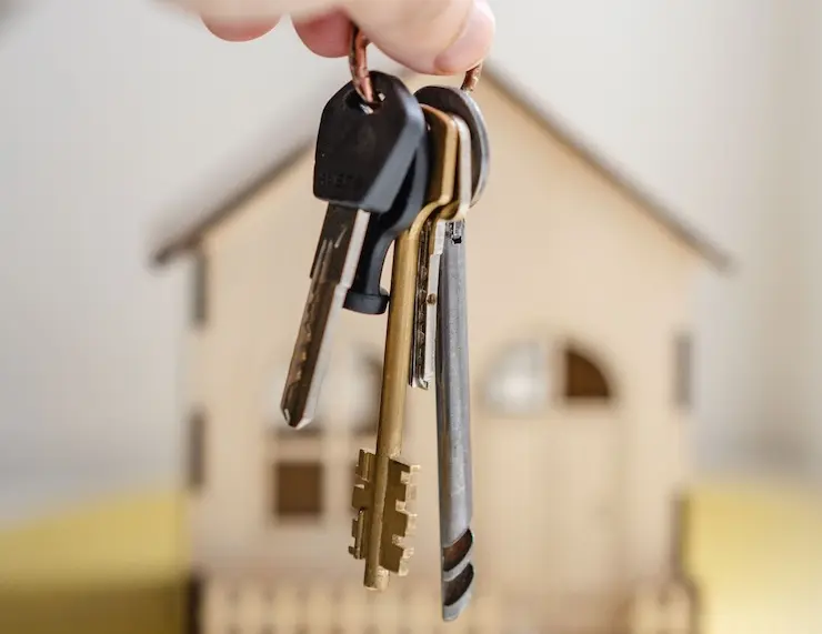 Llaves de una vivienda. / Oleksandr Pidvalnyi en Pexels