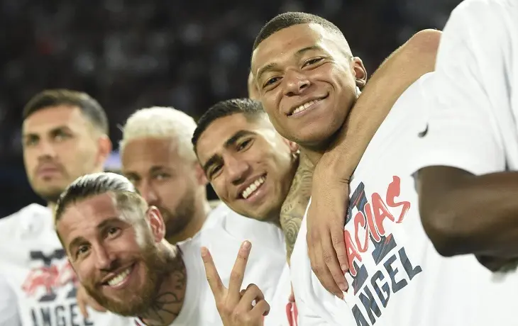 Ramos, Hakimi y Mbapp&eacute;. @PSG_espanol