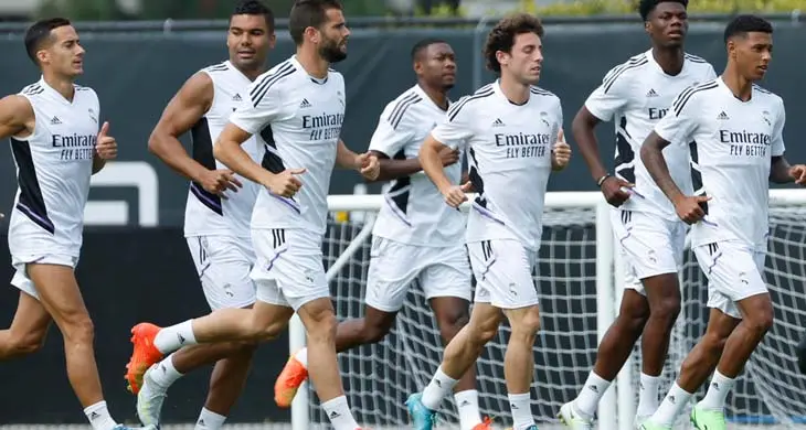 Los jugadores del Real Madrid en pleno entrenamiento de pretemporada. / @realmadrid