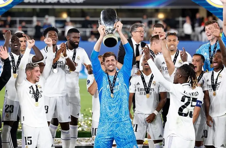 Thibaut Courtois, es aut&eacute;ntica garant&iacute;a en la porter&iacute;a merengue. / @thibautcourtois