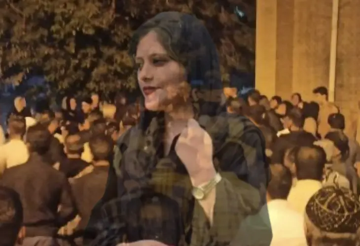 Protestas en Ir&aacute;n por la muerte de Mahsa Amini. / Mundiario