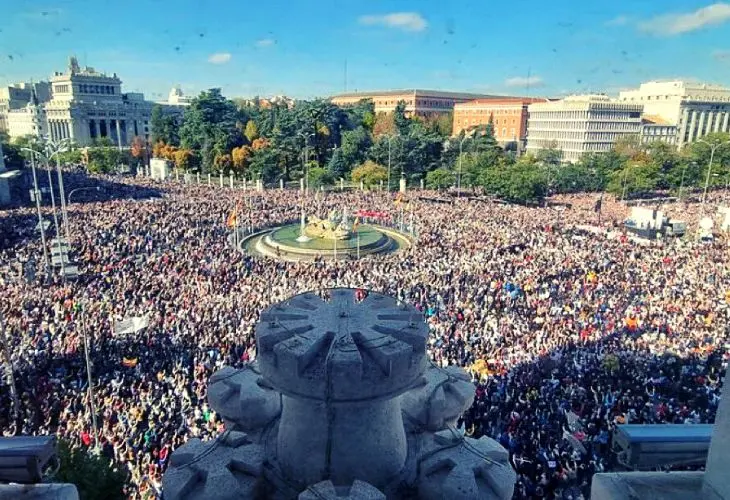 Marcha en Madrid a favor de la sanidad p&uacute;blica. / @EnfrmraSaturada.