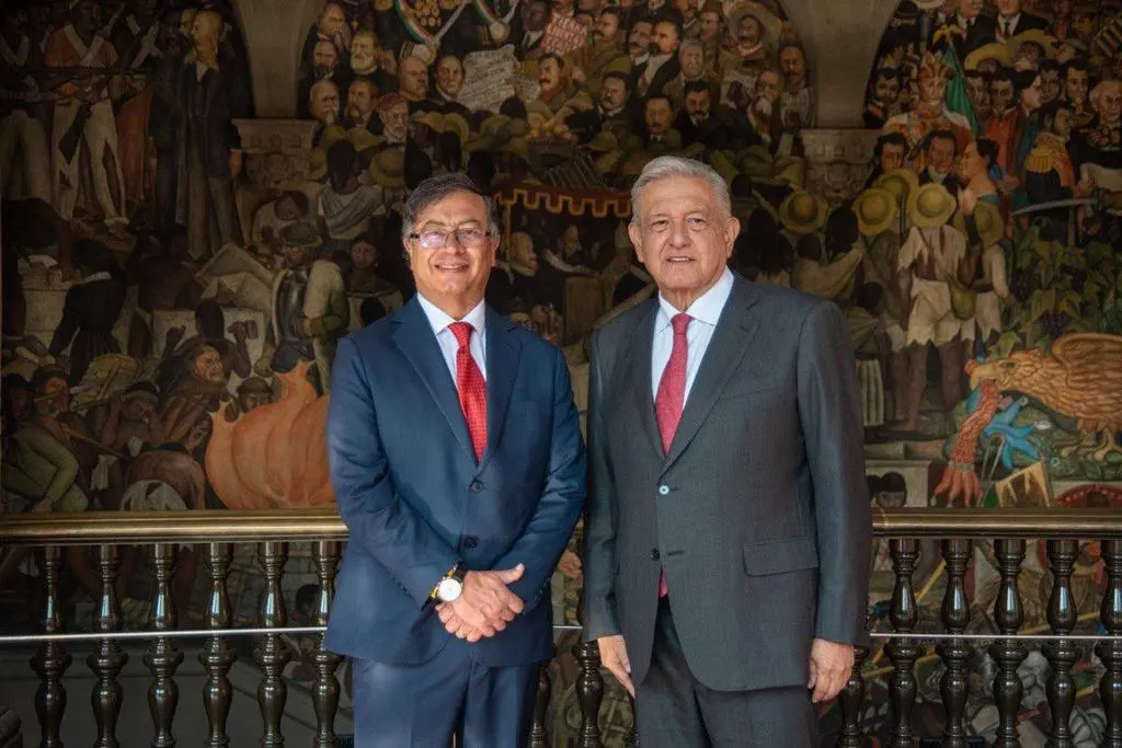 Gustavo Petro y Andr&eacute;s Manuel L&oacute;pez Obrador. / @petrogustavo