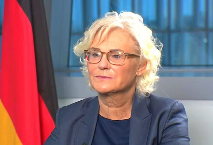 Christine Lambrecht, ministra de Defensa de Alemania. / RR SS.