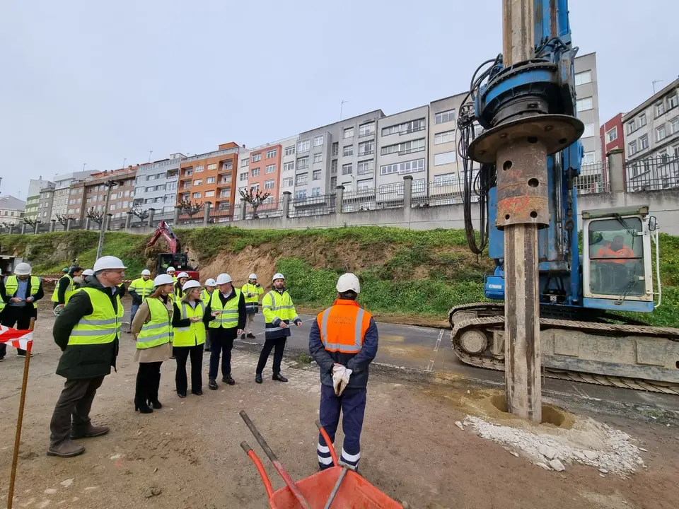 Ethel Vázquez, en el inicio de las obras de la estación intermodal de A Coruña. / Mundiario