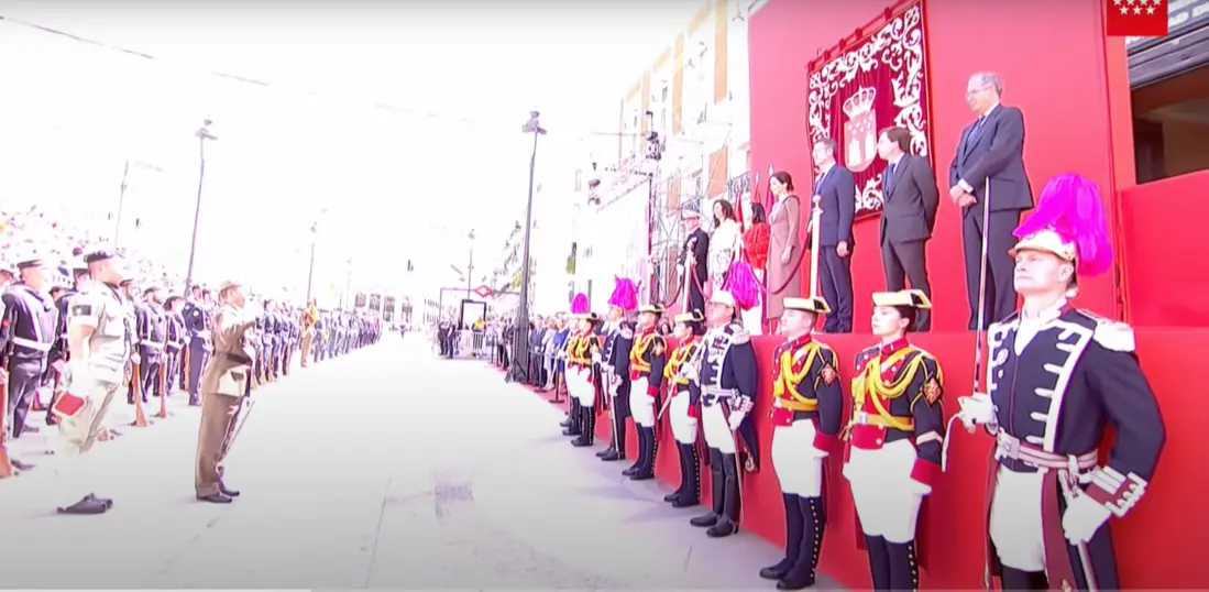 Tribuna a la que Ayuso impidi&oacute; acceder al Ministro de la Presidencia del Gobierno de Espa&ntilde;a. / Mundiario