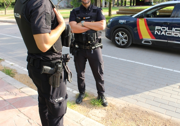 Agentes de la Polic&iacute;a Nacional. / Polic&iacute;a Nacional