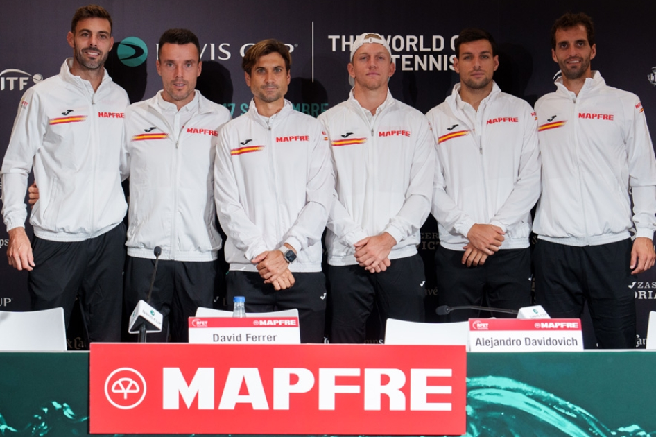 Alejandro Davidovich, Roberto Bautista, Bernab&eacute; Zapata, Albert Ramos, David Ferrer y Marcel Granollers.  / @RFETenis
