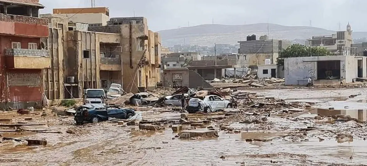 Inundaciones catastr&oacute;ficas rompen presas y arrasan edificios y viviendas en Libia. / OMS.