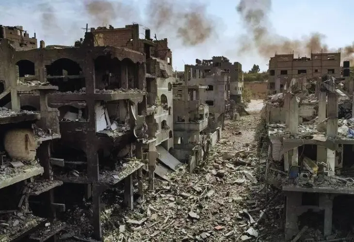 Destrucci&oacute;n en la Franja de Gaza. / RR SS.