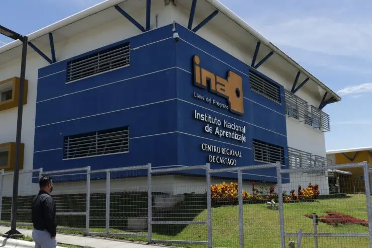 INA./ RR SS