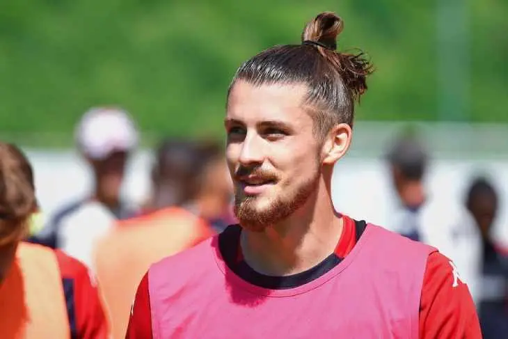 Radu Dragusin, jugador del Genoa. / @radudragusin5