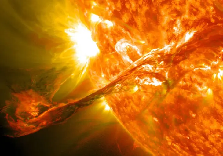 Masa coronal tomada por el Solar Dynamics Observatory. / NASA