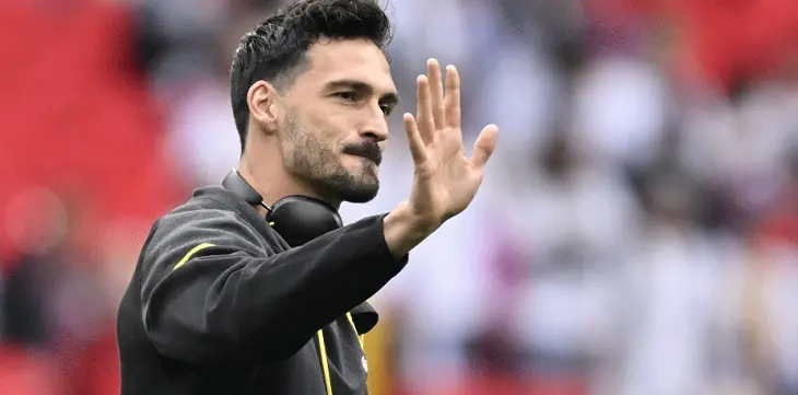 Mats Hummels, defensor alem&aacute;n en la &oacute;rbita del Real Madrid. / RR SS
