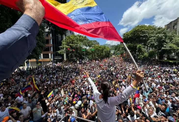 Mar&iacute;a Corina Machado ante la marcha de la oposici&oacute;n en Caracas, Venezuela. / @ConVzlaComando.