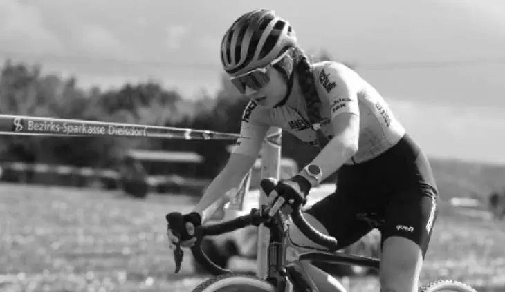 La joven ciclista Muriel Furrer. / @murielfurrer