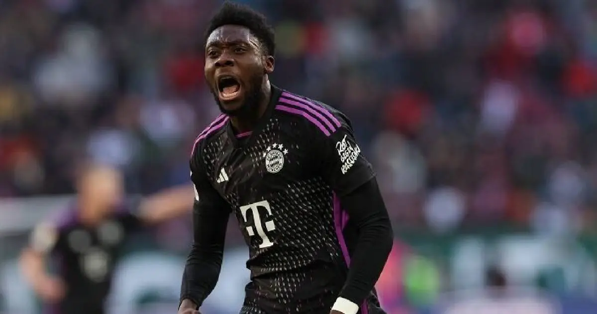 Alphonso Davies, lateral izquierdo del Bayern M&uacute;nich. / @AlphonsoDavies