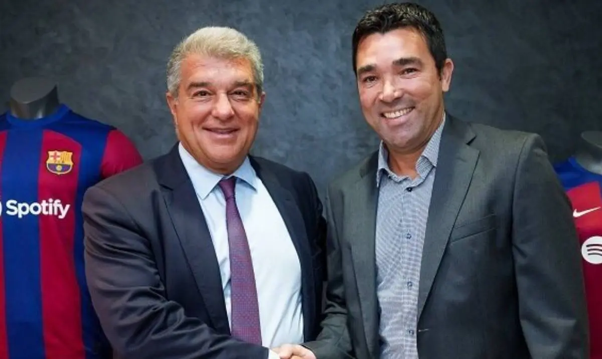 Joan Laporta, presidente del FC Barcelona, junto a Deco.  / @FCBarcelona
