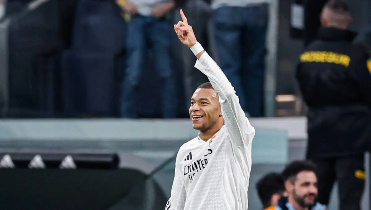 Kylian Mbapp&eacute; celebrando el 1-0 del Real Madrid sobre el Sevilla. / @realmadrid